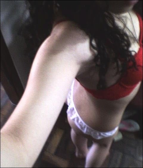 Caut colega! La mine sau la tine! Bruneta cu sani deliciosi! Ador limbutele! – Sonia prima data in orasul tau