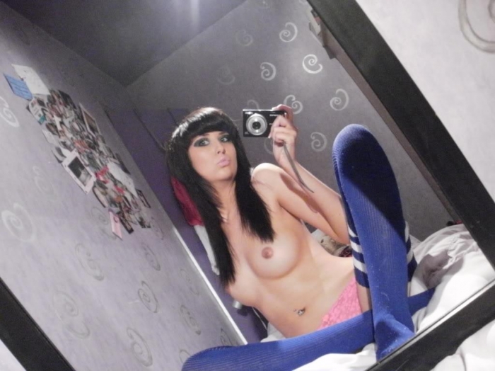 Escorta independenta(ofer show web si filmulete)rasp doar pe whatsapp – Masaj de relaxare sau erotic valabil pentru doamne sau cuplu
